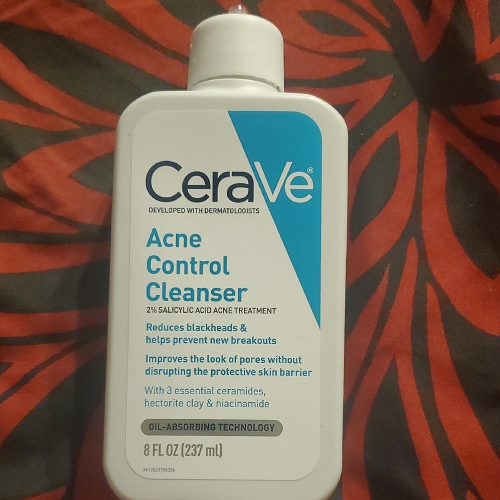 rave White Acne & Blemish Control Cleanser